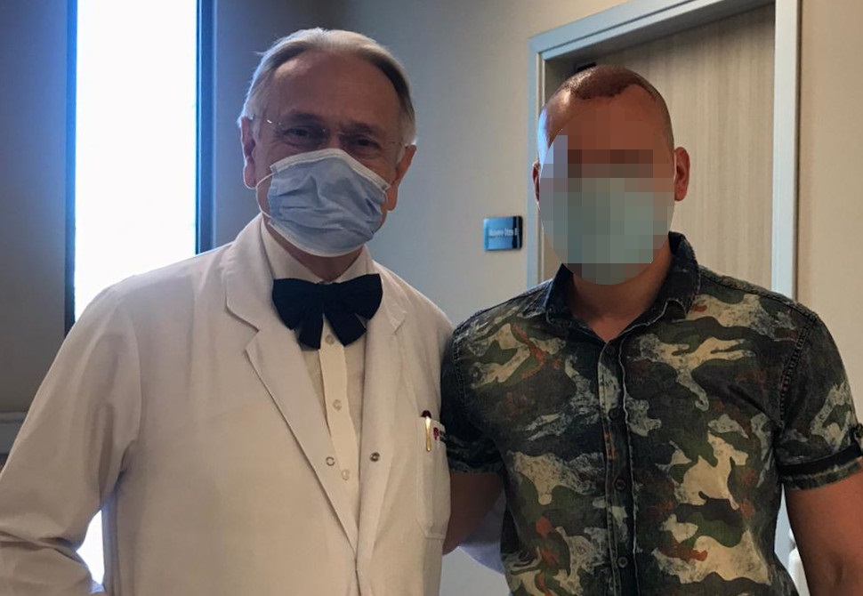 Chci mít znovu vlasy na hlavě a být se sebou spokojený, řekl si Nikolas!